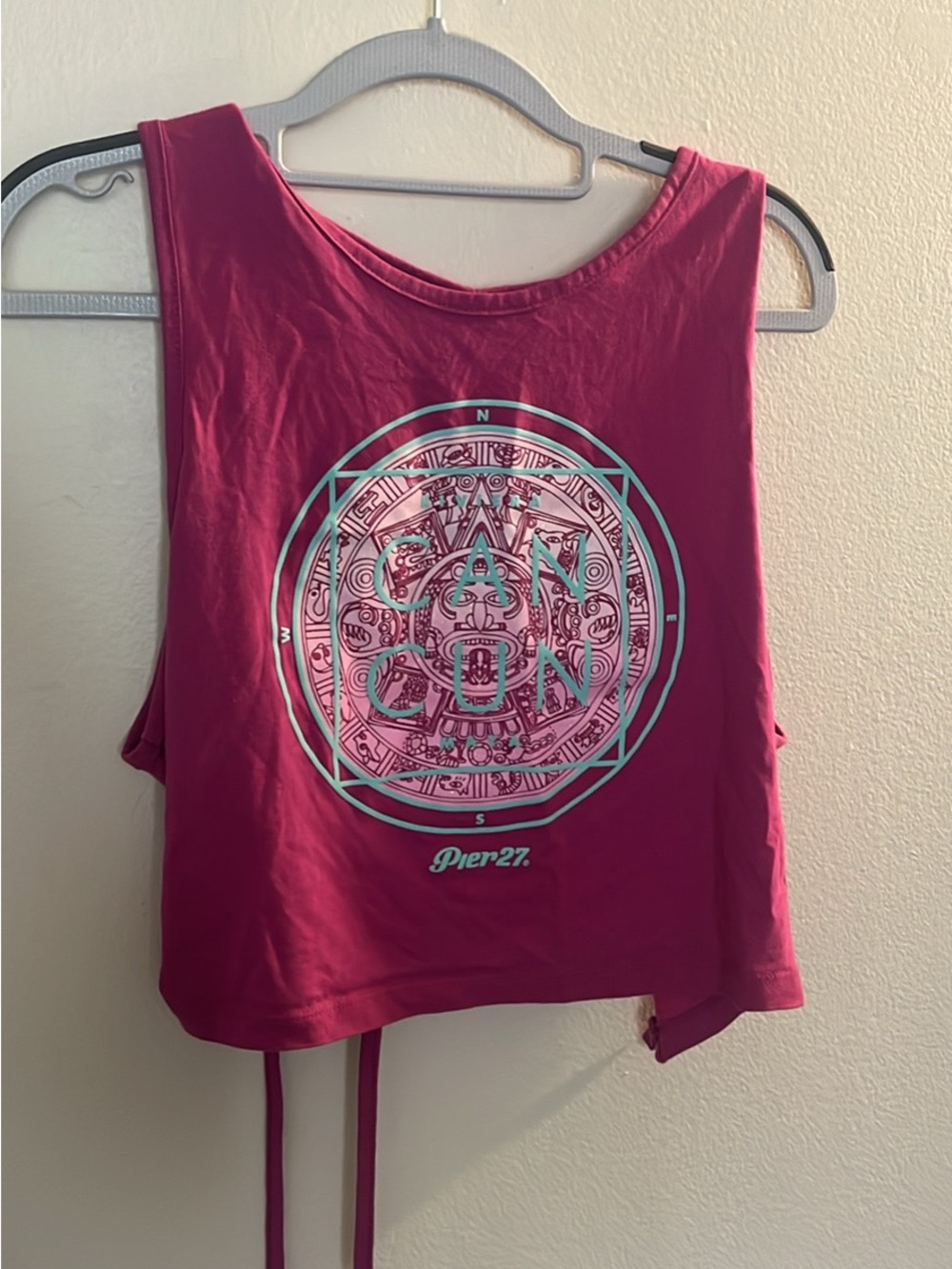 Cancun Mexico Pink Graphic Crop Tank Top